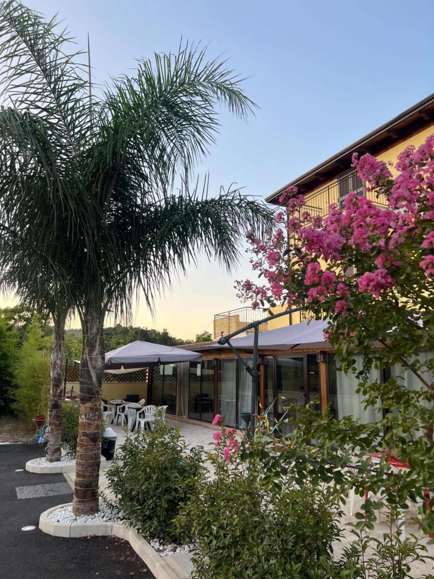 Villa Delle Rose 나폴리 외부 사진